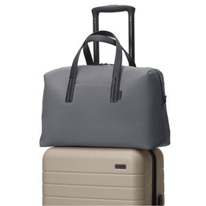 Away Gray Original Everywhere Bag Handles, Shoulder Strap, Zip 19”x12”